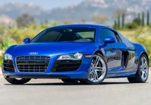 Audi R8 V10 Coupe: στο «σφυρί» για 23.456 $