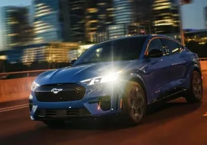 Η Ford και η LG θα μεταφέρουν την παραγωγή μπαταριών EV από την Πολωνία στο Μίσιγκαν