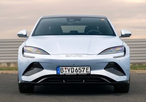 Πώς το BYD Seal κάνει την Ευρώπη να δει αλλιώς τα κινεζικά ηλεκτρικά αυτοκίνητα