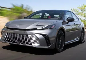Αυτά είναι τα 15 υβριδικά της Toyota – Δείτε χαρακτηριστικά και τιμές