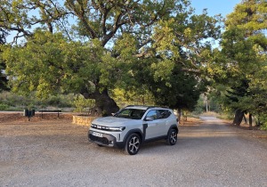 Δοκιμή Dacia Duster 1.6 Hybrid 140 hp: Η νέα υβριδική εποχή