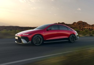 Το Νέο Hyundai Ioniq 6 απειλεί την κυριαρχία της Tesla με επική αυτονομία!