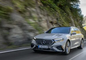 Η Mercedes-AMG E 53 HYBRID Wagon είναι ό,τι πιο εκρηκτικό έχεις δει!