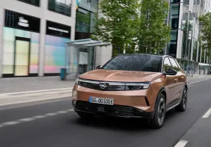 Βρείτε τους καρχαρίες στο νέο Opel Grandland