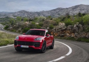 Ηλεκτρική Porsche Cayenne: Έσπασε ρεκόρ πριν καν κυκλοφορήσει!