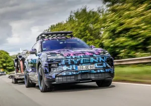 Η Porsche δοκιμάζει την ηλεκτρική Cayenne σε ακραίες συνθήκες
