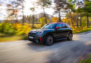 Δοκιμή Countryman JCW ALL4 – ΜΙΝΙ στο όνομα, ΜΑΧΙ στις επιδόσεις