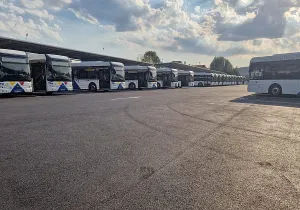 Εγκαινιάστηκε ο σταθμός φόρτισης των νέων ηλεκτρικών λεωφορείων στη Θεσσαλονίκη