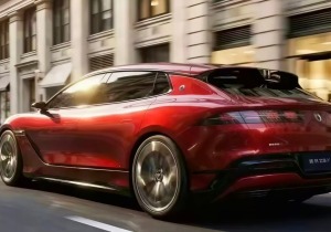 Αυτά είναι τα πρώτα EV που περνούν τα 1.000 Km αυτονομίας