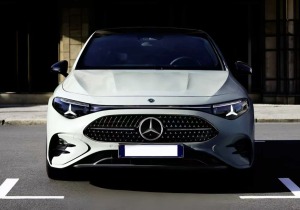Η υβριδική Mercedes-Benz CLA 220 του 2026 διαθέτει κινητήρα Geely 1.5T και 208 ίππους