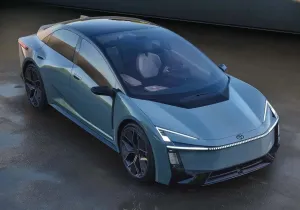 Toyota Corolla: Η νέα γενιά φέρνει για πρώτη φορά ηλεκτρικές εκδόσεις