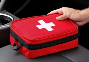 Νέο υποχρεωτικό φαρμακείο αυτοκινήτου – Τι αλλάζει από 18 Ιουνίου