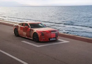 Μόλις 6 αυτοκίνητα και μετά τίποτα: Η Jaguar παίζει το τελευταίο της χαρτί [video]