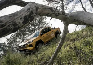 Toyota Hilux BEV: Το πρώτο αμιγώς ηλεκτρικό Hilux με τετρακίνηση και αυτονομία έως 380 Km