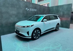 Ντεμπούτο για το Dongfeng eπ008 Smart Driving