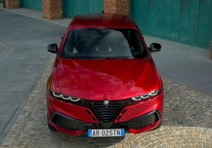 Alfa Romeo Tonale 2025: Πιο Alfa από ποτέ!