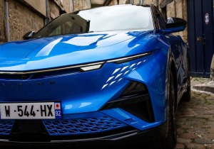 Η Alpine σχεδιάζει δύο νέα ηλεκτρικά roadster