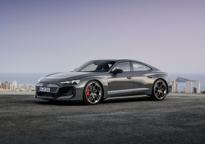 Στην Ελλάδα με 925 ίππους το Audi e-tron GT – Δείτε εκδόσεις και τιμές