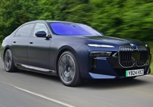 BMW i7: Το ηλεκτρικό θαύμα που ξεπερνά κάθε λιμουζίνα