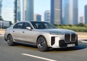 BMW Σειρά 7: Η απόλυτη μεταμόρφωση – Νέα τεχνολογία, 720 km αυτονομία και πολυτέλεια άλλου επιπέδου
