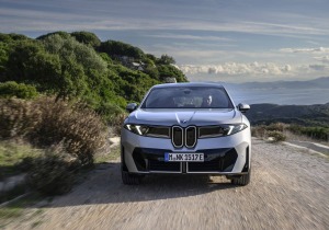 iX3 50 xDrive: Το ηλεκτρικό SUV που ανοίγει νέο κεφάλαιο για τη BMW