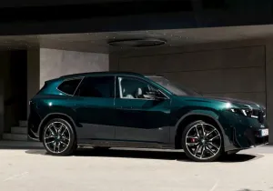 Η νέα BMW iX3 έγινε πύραυλος: 603 PS και τελική ταχύτητα 240 χλμ./ώρα