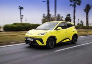Πού και γιατί η BYD κάνει έκπτωση έως και 50% στα ηλεκτρικά της αυτοκίνητα;