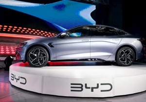 Η BYD φέρνει γρηγορότερα τις μπαταρίες στερεάς κατάστασης