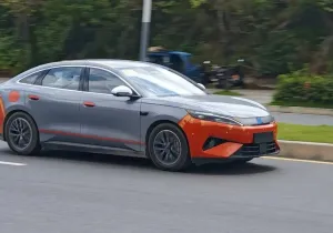 BYD Qin Max EV: Το νέο ηλεκτρικό sedan με φόρτιση σε 9 λεπτά, αποκαλύπτεται