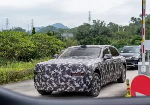Η BYD βάζει στο στόχαστρο τη Rolls-Royce με ηλεκτρική λιμουζίνα-τέρας