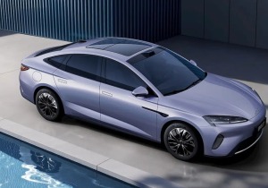 Η BYD παρουσιάζει τον αντίπαλο του Tesla Model S