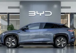 Η BYD πάει… «τρένο»!
