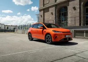 BYD: Στόχος να ξεπεράσει την Toyota σε πωλήσεις μέσα σε 5 χρόνια