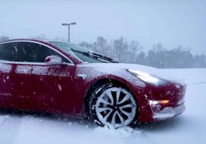 Πώς να προστατεύσετε την αυτονομία και την μπαταρία του ηλεκτρικού σας αυτοκινήτου τον χειμώνα