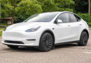 Tesla Model Y με 180.000 χλμ.: Δεν ήταν η γρήγορη φόρτιση που «σκότωσε» την μπαταρία