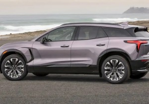 Το Chevrolet Blazer EV κυκλοφορεί με μεγαλύτερη γκάμα και χαμηλότερη τιμή