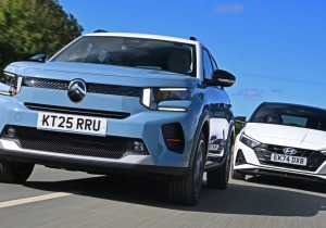 Citroen C3 Hybrid vs Hyundai i20: Και supermini και αυτόματα, ποιο κερδίζει;