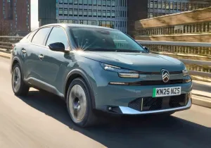 Citroën e-C4 X: Το άνετο ηλεκτρικό σεντάν με έως 420 km αυτονομία