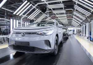 Volkswagen: Από τα ηλεκτρικά στο Iron Dome