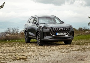 Δοκιμή Chery Tiggo 8 PHEV: Εμπειρία πρώτης θέσης σε ένα ώριμο SUV