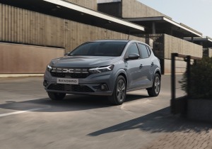 Dacia Sandero: Ανακηρύχθηκε σε best-seller στην Ευρώπη