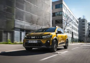 Dacia: Tα νέα υβριδικά Sandero Stepway και Jogger στην Ελλάδα – Τιμές