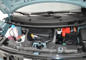Το νέο Dacia Spring έχει δύο πλεονεκτήματα που δεν έχει το Renault Twingo