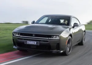 Dodge Charger: Το muscle car επιστρέφει στην Ευρώπη πιο άγριο από ποτέ