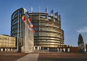 ΕΕ: Προστασία έναντι της Κίνας ζητούν ευρωπαίοι κατασκευαστές εξοπλισμών υδρογόνου