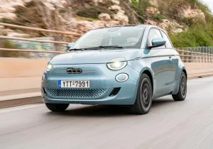 Fiat: Ετοιμάζει το υβριδικό 500ράκι