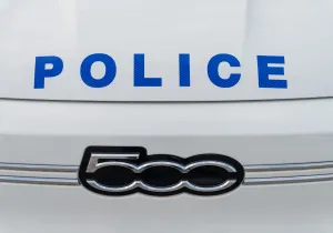 10 FIAT 500e δωρεά του Ομίλου ΔΕΗ στην Ελληνική Αστυνομία
