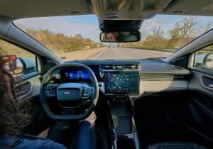 Η προηγμένη τεχνολογία hands-free οδήγησης BlueCruise της Ford [video]