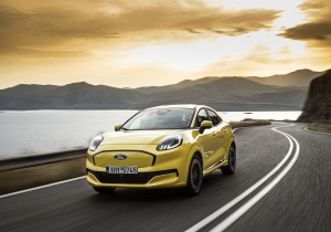 Πρώτη γνωριμία Ford Puma Gen E -Το δημοφιλές B-SUV περνά στην εποχή της ηλεκτροκίνησης
