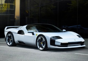 Η υβριδική SC40 αναγεννά τη θρυλική Ferrari F40 και είναι πιο «άγρια» από ποτέ!